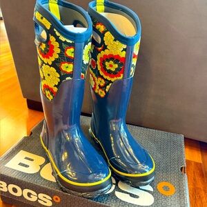 Bogs Women's Classic Pansies Boots - Royal Multi